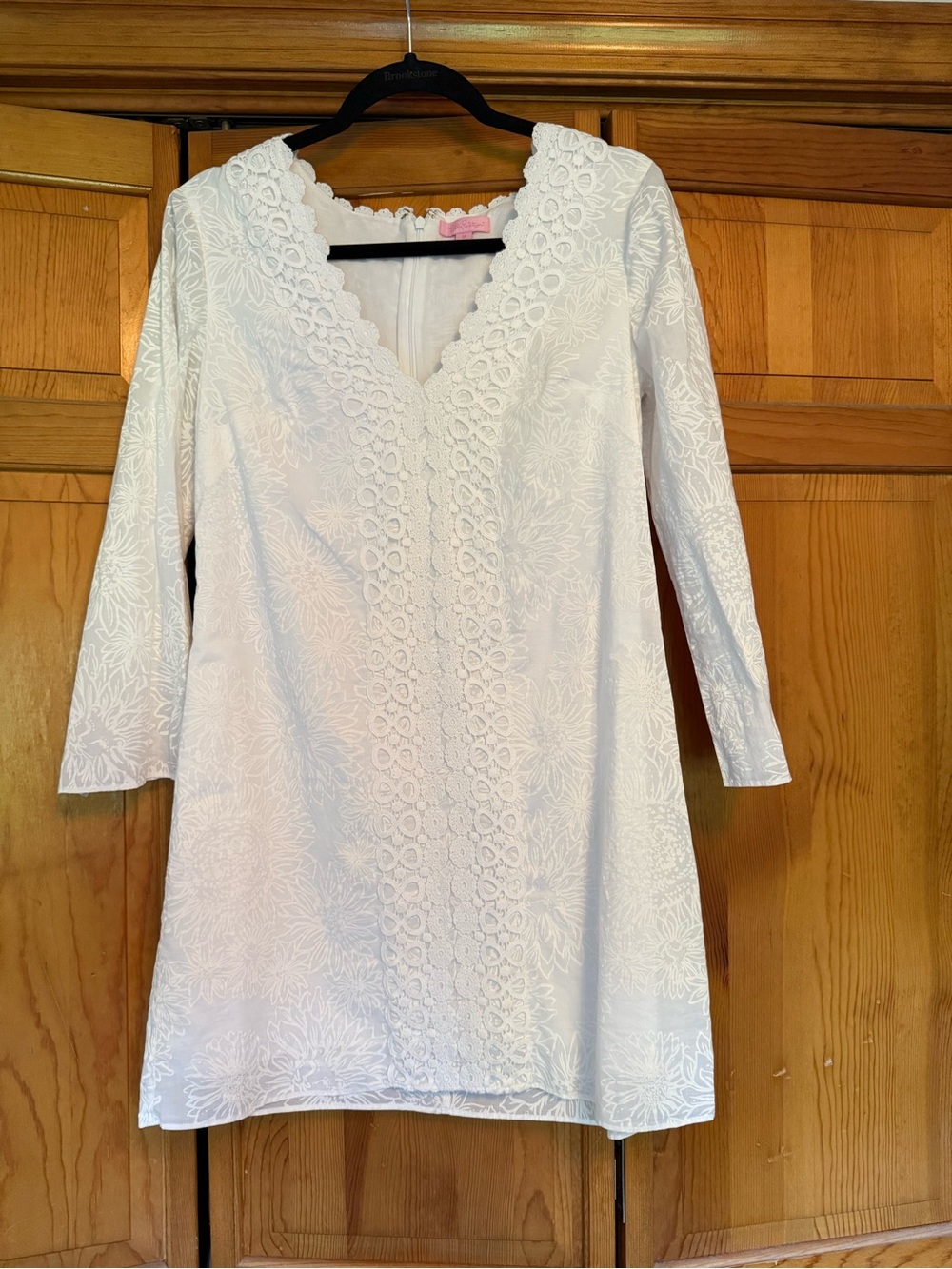 Lilly Pulitzer Lace-Detail V-Neck Dress